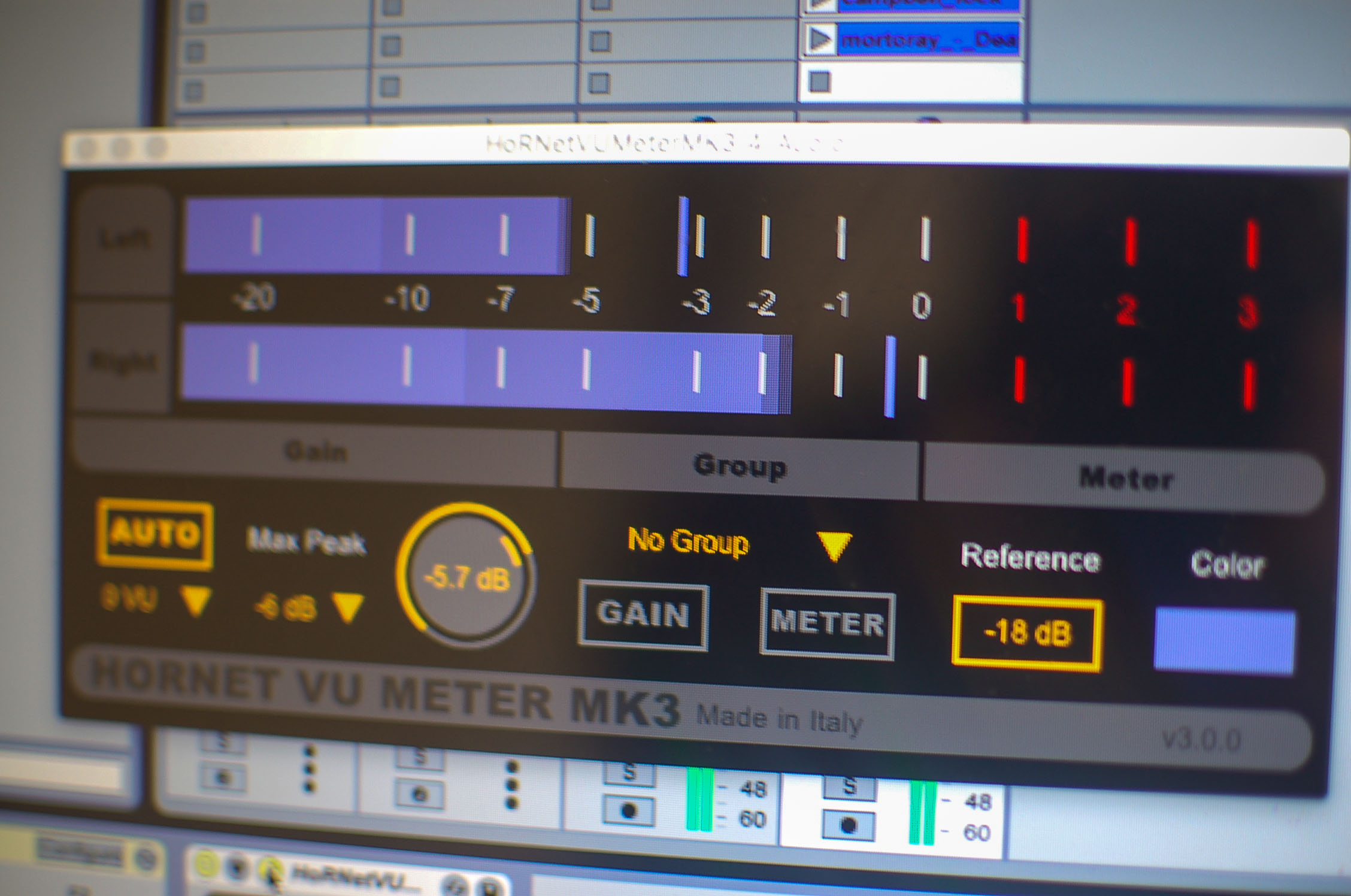 Hornet vu meter plugin