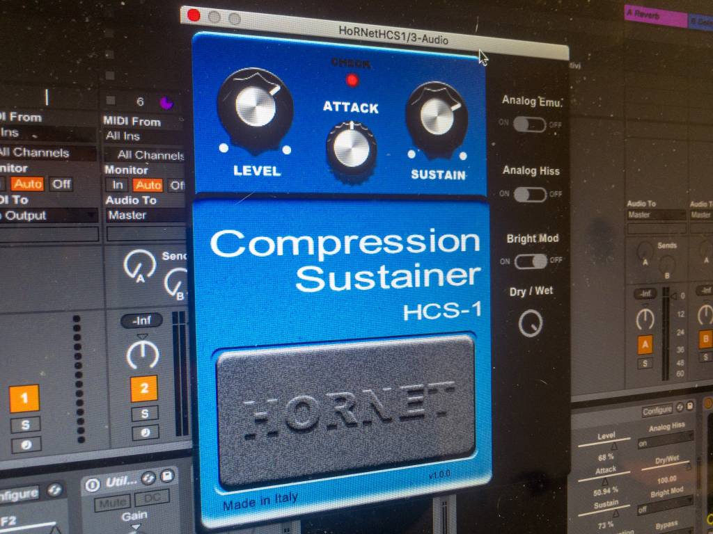 HCS1, vintage guitar compressor sustainer pedal plugin