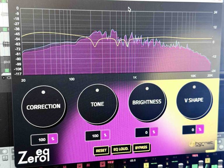HoRNet ZeroEQ interface in a DAW